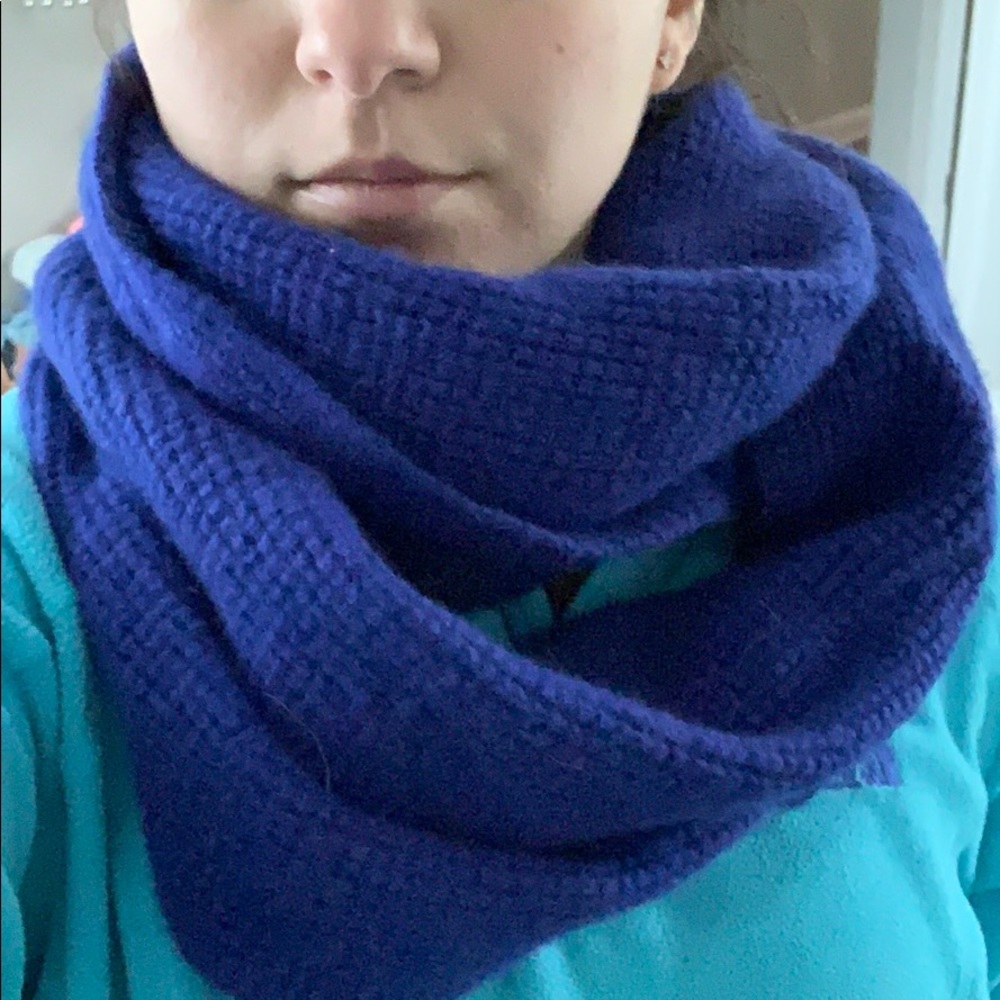 J crew circle scarf